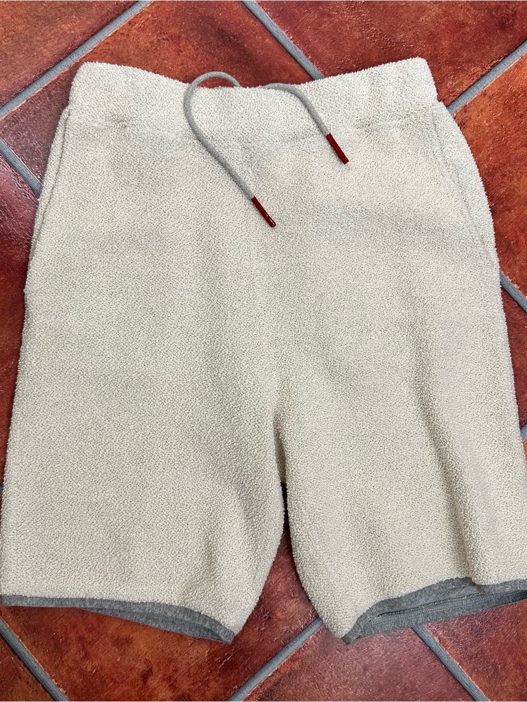 Homecore Men’s Cozy Sherpa Drawstring Shorts